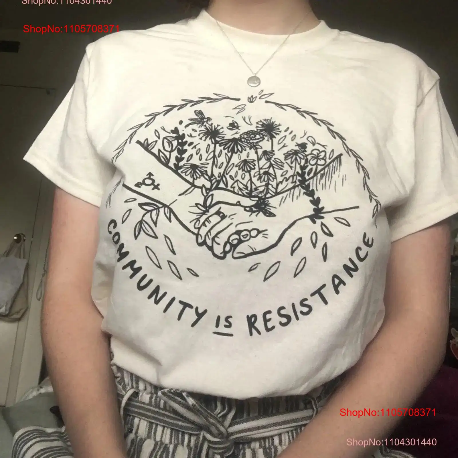 Community is Resistance T-Shir – Vintage Fashion Community Bewertung und Preis