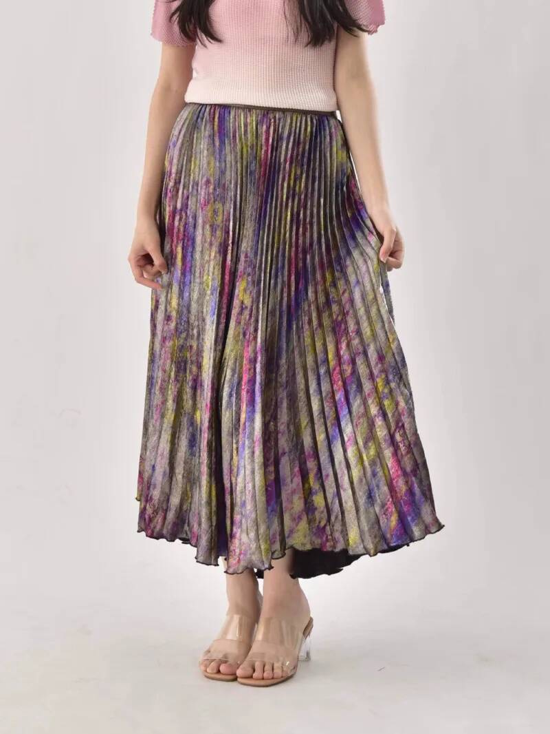 Glänzender, bunter, luxuriöser – Vintage Fashion Old Money Bewertung und Preis
