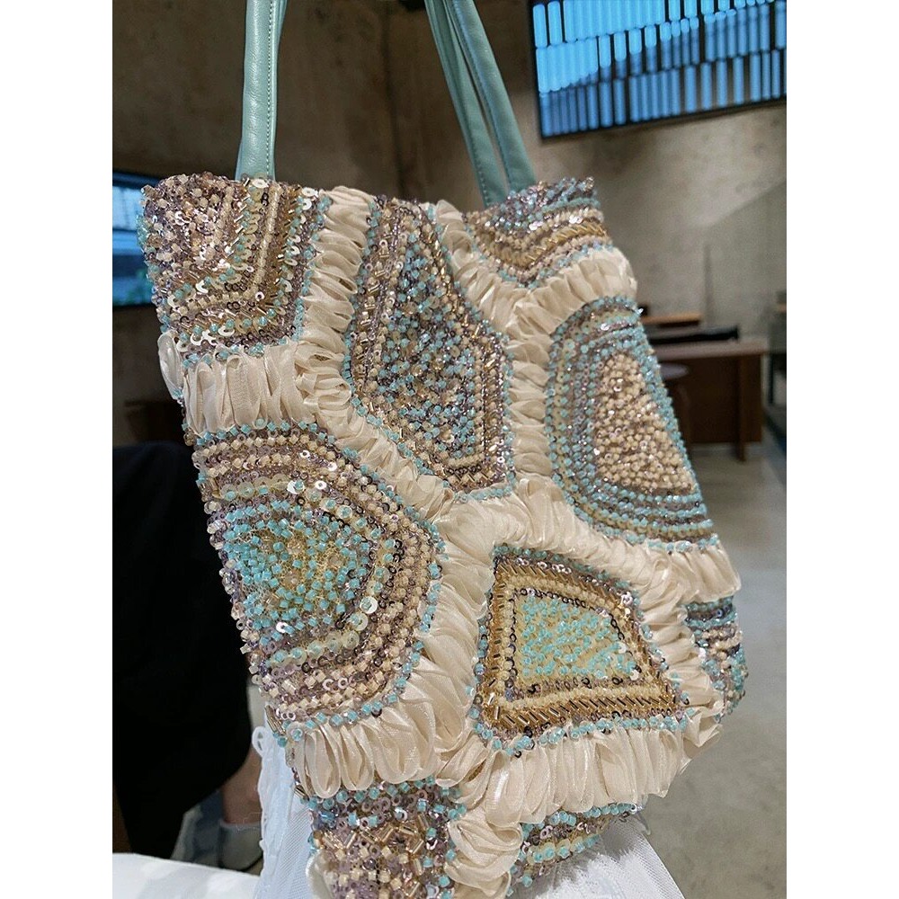 Vergoldete Vintage-Handtasche  – Vintage Fashion Fabrics Bewertung und Preis